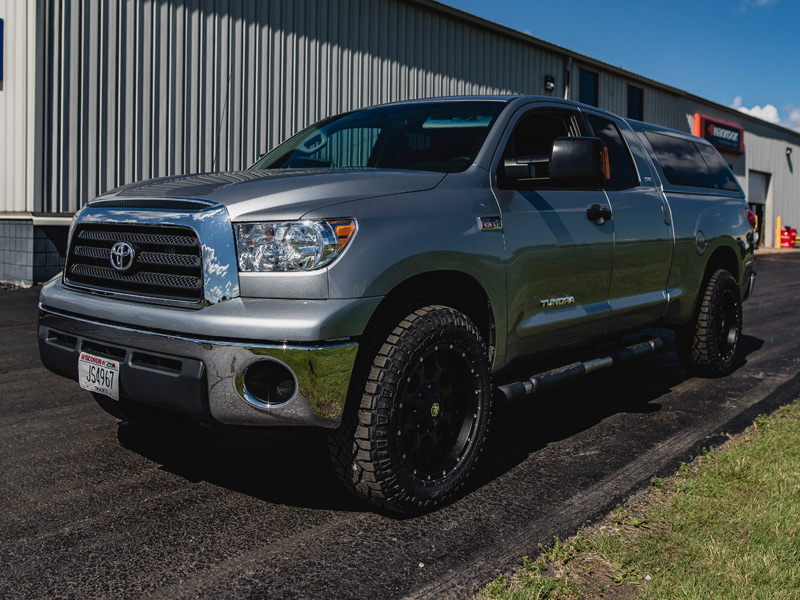 Тундра матчи. Toyota Tundra r20. «Toyota Tundra» 20. Toyota Tundra 1994. 275/60 R20 Tundra.