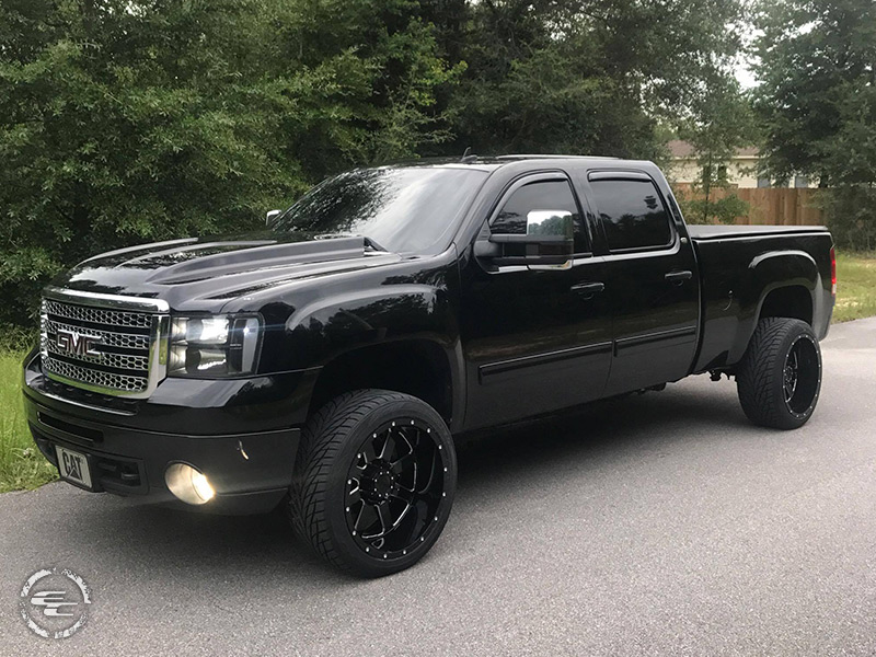 2008 GMC Sierra 2500 HD - 22x12 Gear Offroad Wheels 305/40R22 Toyo Tires