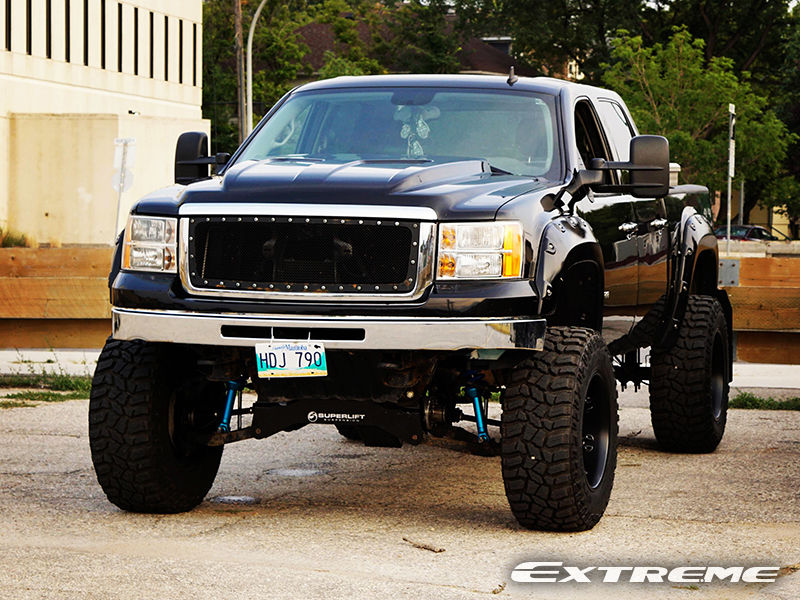 2012 Gmc Sierra - 20x12 Fuel Offroad Wheels 37x13.5r20 Cooper Tires 