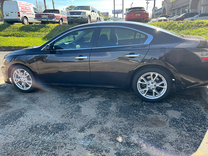 2013 Nissan Maxima 0x0 STOCK Wheels 245 45ZR18 Ironman Tires