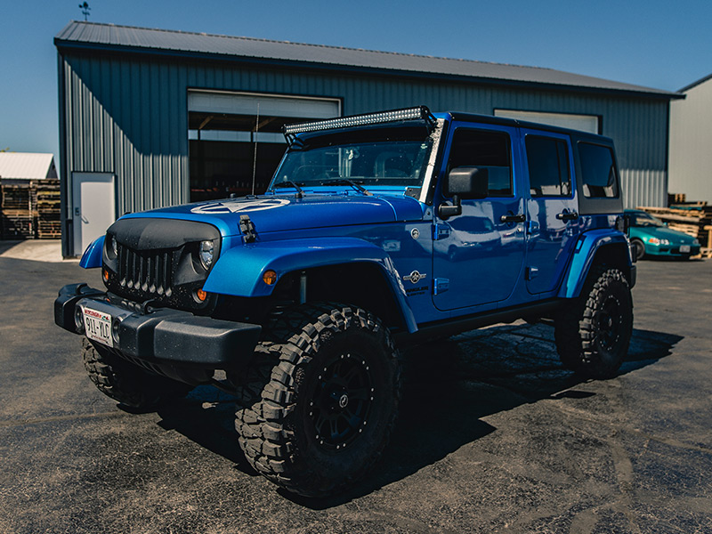 2014 Jeep Wrangler - 16x8 Raceline Wheels 315/75R16 Nitto Tires Rough  Country 4-inch Suspension Lift Kit