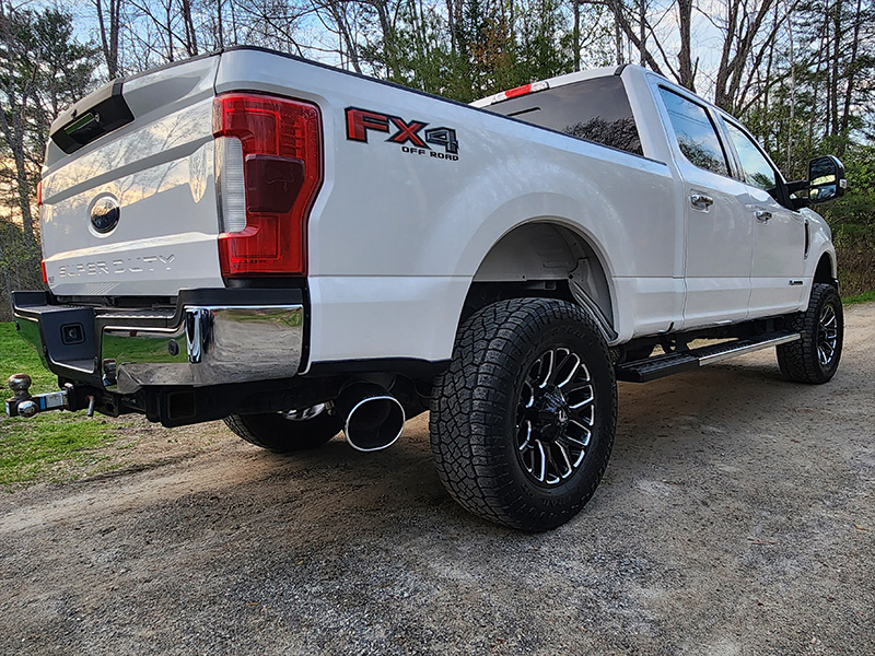 2018 Ford F350 Super Duty 20x9 Fuel Offroad Wheels 35x12.50R20