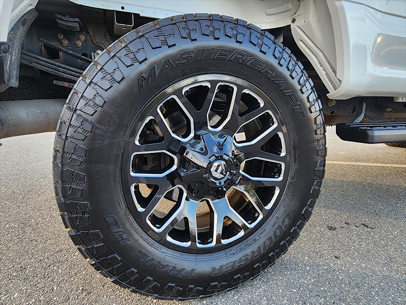 2018 Ford F350 Super Duty 20x9 Fuel Offroad Wheels 35x12.50R20