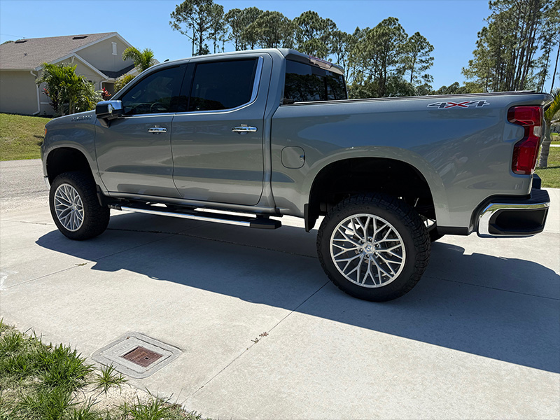 2025 Chevrolet Silverado 1500 Tis Offroad 566 22x10 Versatyre X Terrain 35x12 50r22 