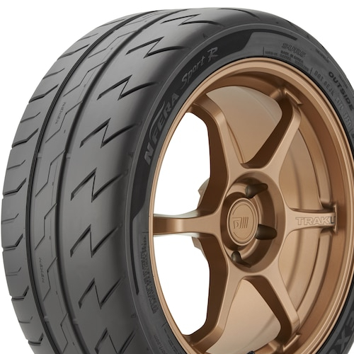 Nexen Nfera Sport R Photo
